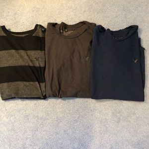 3 Pack American Eagle short sleeve shirts Size: S